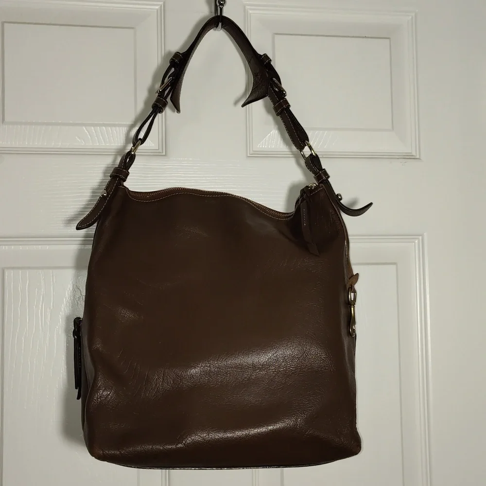 Brown Dooney and Bourke Dillen Pocket Sac Brown Leather Bag - Picture 6 of 15